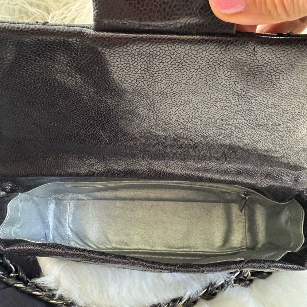 Chanel Black Quilted Leather Bag - Picture 3 of 10